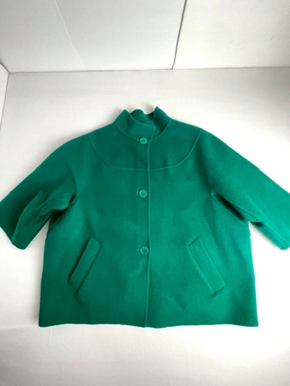 Retro Women’s Emerald Green Wool Swing Coat M/L 90% Wool Button Front 3/4 Sleeve